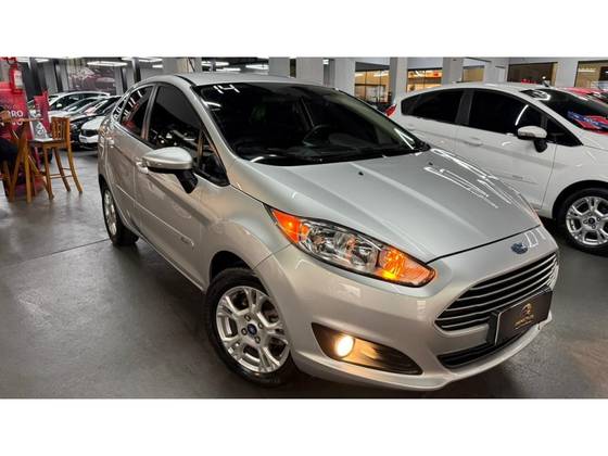 FORD FIESTA 1.6 SE SEDAN 16V FLEX 4P MANUAL FORD FIESTA 1.6 SE SEDAN 16V FLEX 4P MANUAL